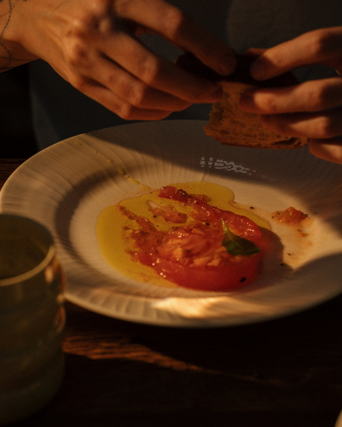 Плоска тарілка